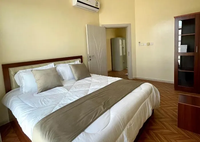 Deluxe Apartment