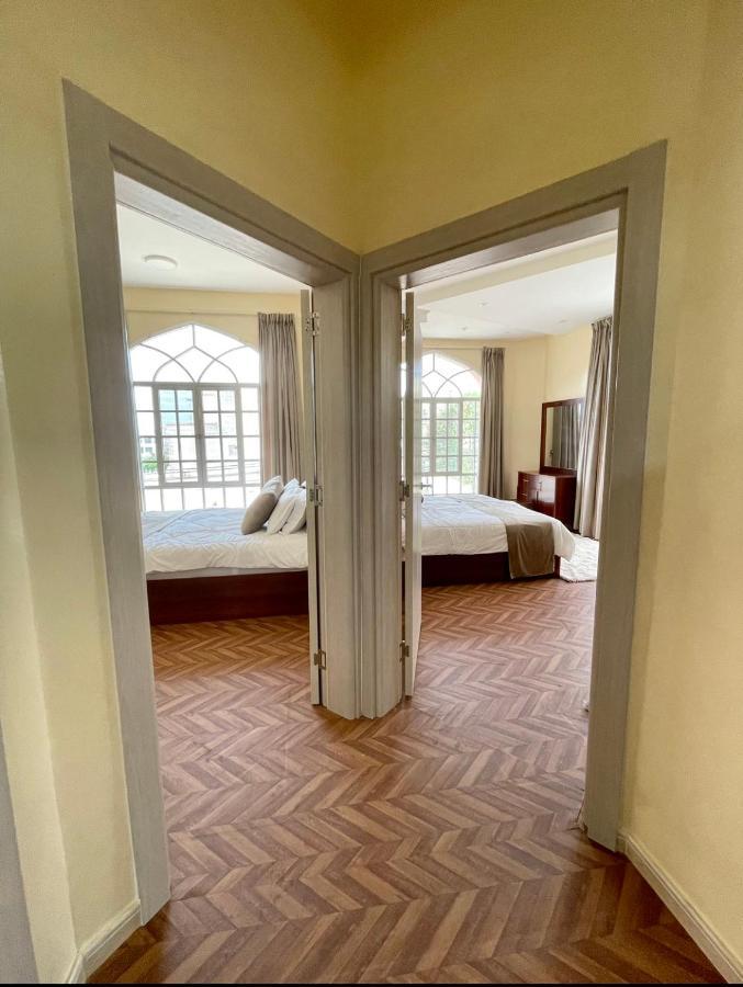 Deluxe Apartment *